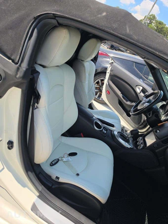 2013 Nissan 370Z Convertible – miniatura 16