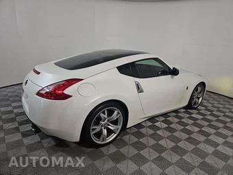 2013 Nissan 370Z Coupe - miniatura 4