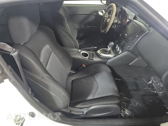 2013 Nissan 370Z Coupe - miniatura 8