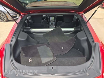 2013 Nissan 370Z Coupe - miniatura 13