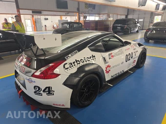 2013 Nissan 370Z Coupe – miniatura 4