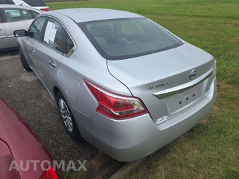 2013 Nissan Altima 2.5 S – miniatura 2