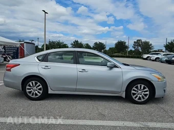 2013 Nissan Altima 2.5 S Sedan - miniatura 2