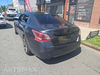 2013 Nissan Altima 2.5 S Sedan – miniatura 2