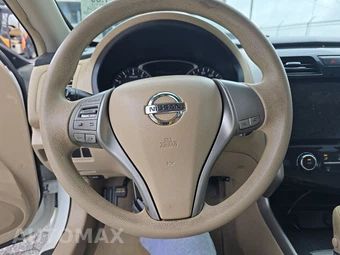 2013 Nissan Altima 2.5 Sedan – miniatura 10