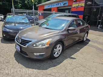 2013 Nissan Altima 2.5 SV Sedan