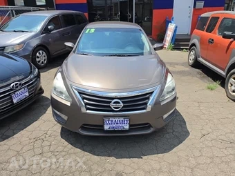 2013 Nissan Altima 2.5 SV Sedan – miniatura 2