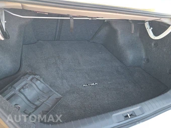2013 Nissan Altima 2.5 SV Sedan – miniatura 16