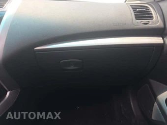 2013 Nissan Altima 2.5 SV Sedan – miniatura 16