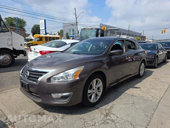 2013 Nissan Altima 2.5 SV Sedan