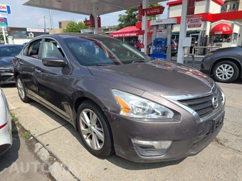 2013 Nissan Altima 2.5 SV Sedan - miniatura 4