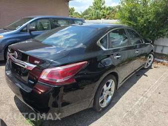 2013 Nissan Altima 2.5 SV Sedan – miniatura 3