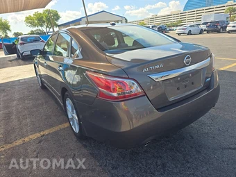 2013 Nissan Altima 2.5 SV Sedan – miniatura 6