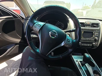 2013 Nissan Altima 2.5 SV Sedan – miniatura 10