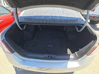 2013 Nissan Altima 2.5 SV Sedan – miniatura 16