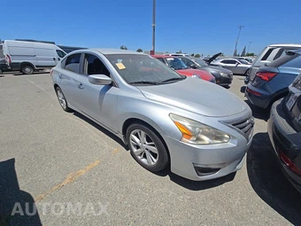 2013 Nissan Altima 2.5 SV Sedan – miniatura 3
