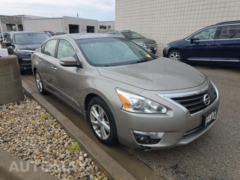2013 Nissan Altima 2.5 SV Sedan - miniatura 4