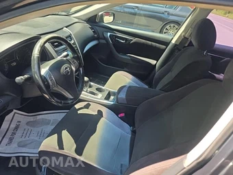 2013 Nissan Altima 2.5 SV Sedan – miniatura 13