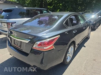 2013 Nissan Altima 2.5 SV Sedan – miniatura 4