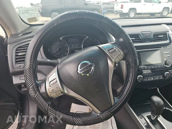 2013 Nissan Altima 2.5 SV Sedan – miniatura 10