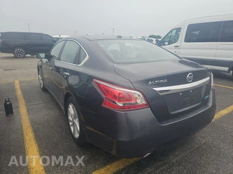 2013 Nissan Altima 2.5 SV Sedan – miniatura 6