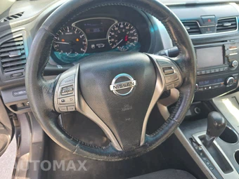 2013 Nissan Altima 2.5 SV Sedan – miniatura 10
