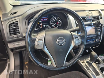 2013 Nissan Altima 2.5 SV Sedan – miniatura 10