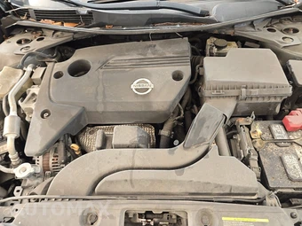 2013 Nissan Altima 2.5 SV Sedan – miniatura 15