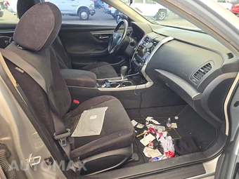 2013 Nissan Altima 2.5 SV Sedan – miniatura 8