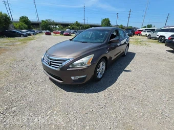 2013 Nissan Altima 2.5 SV Sedan