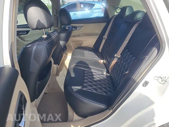 2013 Nissan Altima 3.5 S Sedan – miniatura 13