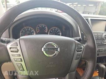 2013 Nissan Armada Platinum - miniatura 10
