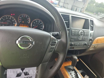 2013 Nissan Armada Platinum - miniatura 11