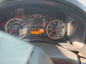 2013 Nissan Armada SL – miniatura 12