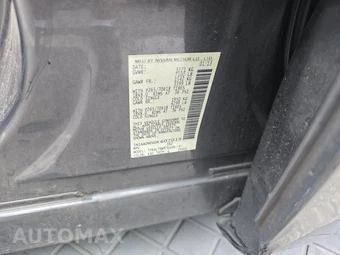 2013 Nissan Armada SV – miniatura 15