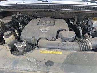 2013 Nissan Armada SV – miniatura 16