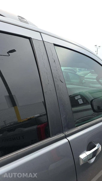 2013 Nissan Armada SV – miniatura 36