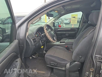 2013 Nissan Armada SV – miniatura 7