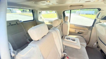 2013 Nissan Armada SV - miniatura 16