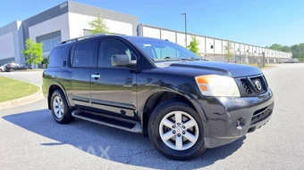 2013 Nissan Armada SV - miniatura 2