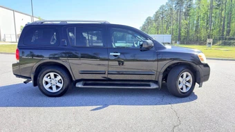 2013 Nissan Armada SV - miniatura 20