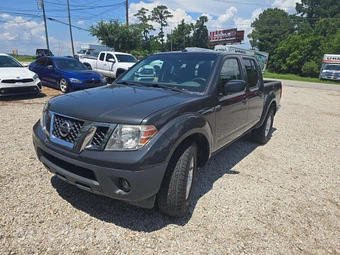 2013 Nissan Frontier SV Crew Cab Medium Bed