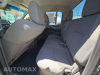 2013 Nissan Frontier SV Crew Cab Medium Bed – miniatura 13