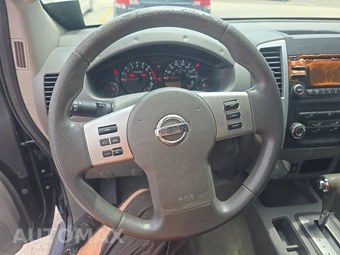2013 Nissan Frontier SV Crew Cab Medium Bed - miniatura 10