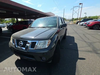 2013 Nissan Frontier SV Crew Cab Medium Bed