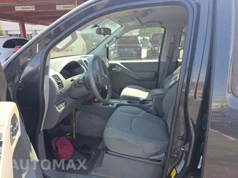 2013 Nissan Frontier SV Crew Cab Medium Bed - miniatura 3