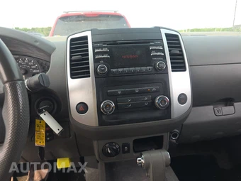 2013 Nissan Frontier SV Crew Cab Medium Bed – miniatura 11