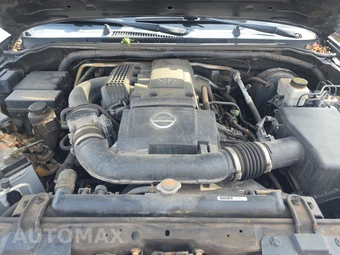 2013 Nissan Frontier SV Crew Cab Medium Bed – miniatura 15