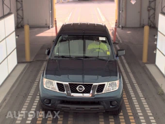2013 Nissan Frontier SV Crew Cab Medium Bed – miniatura 2