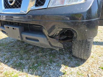 2013 Nissan Frontier SV Crew Cab Medium Bed - miniatura 22